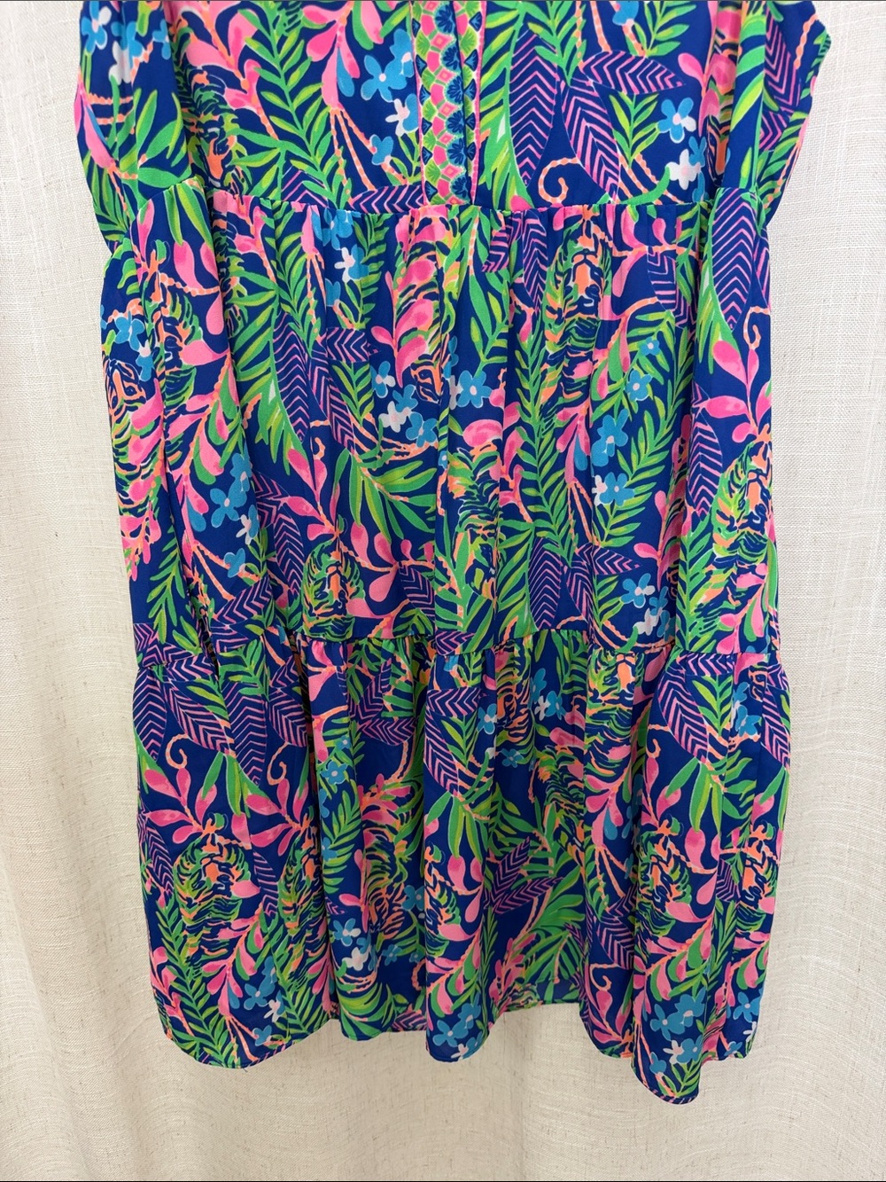 Lilly Pulitzer Sleeveless Blue & Pink Tropical Print Tiered Dress Size Large - Picture 6 of 14